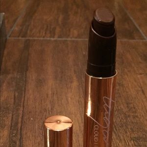 Brand new Laga Cloud Lips lipstick